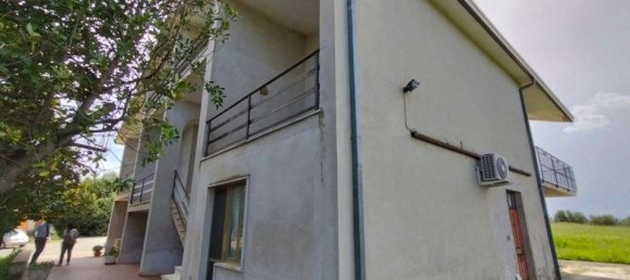 4 bedrooms House in Giuliano Teatino, Italy No. 284137 8