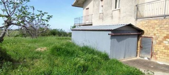 4 bedrooms House in Giuliano Teatino, Italy No. 284137 17