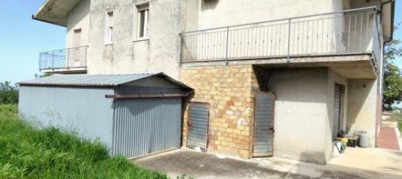 4 bedrooms House in Giuliano Teatino, Italy No. 284137 16