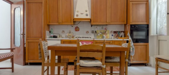 4 chambres Appartement à Naples, Italy No. 311564 11