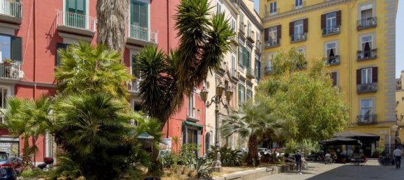 4 chambres Appartement à Naples, Italy No. 311564 2