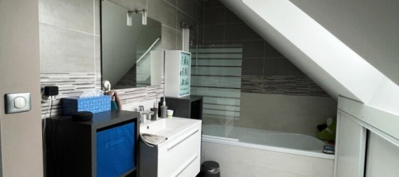 Casa de 5 dormitorios en Saint-Hilaire-Saint-Mesmin, France No. 71235 14