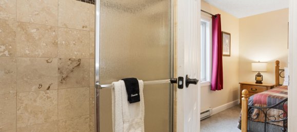 4 bedrooms Cafe / restaurant in Avon, USA No. 560274 17