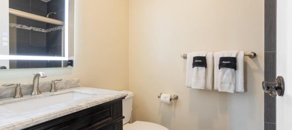 4 bedrooms Cafe / restaurant in Avon, USA No. 560274 10