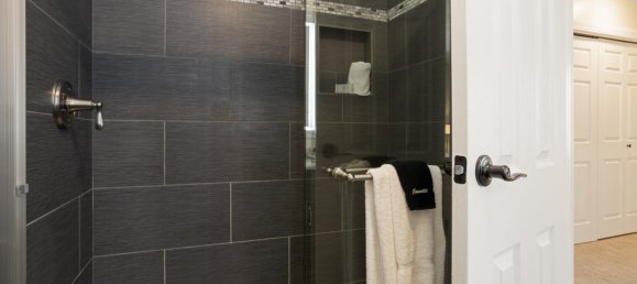 4 bedrooms Cafe / restaurant in Avon, USA No. 560274 11