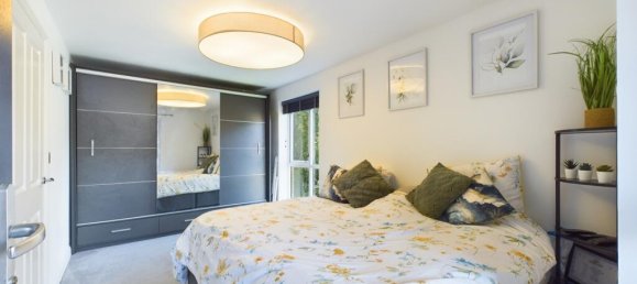 2 Schlafzimmer Wohnung in Bordon, United Kingdom, Nr. 13844 9