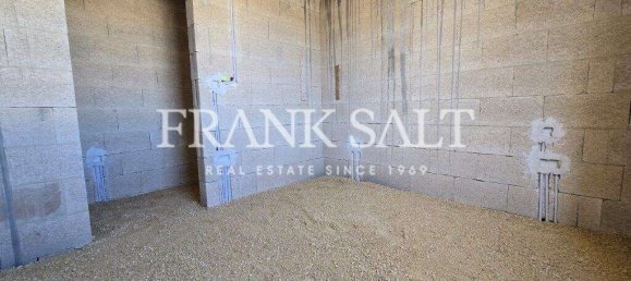 Ático de 3 dormitorios en Mosta, Malta No. 2729 4