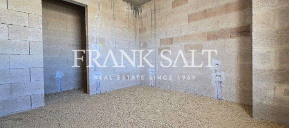 Ático de 3 dormitorios en Mosta, Malta No. 2729 2