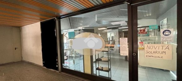 150m² Commercial property in Venaria Reale, Italy No. 147571 3