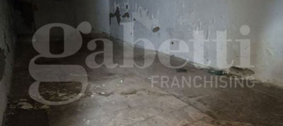 75m² Commercial property in Torre Annunziata, Italy No. 346248 7