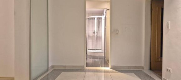3 rooms Apartment in Linz, Austria No. 10237 6