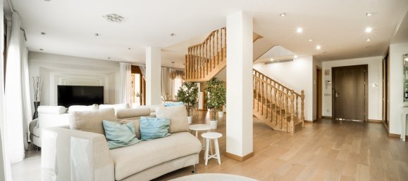 5 chambres Villa à Nueva Andalucia, Spain No. 4700 27