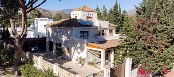 5 chambres Villa à Nueva Andalucia, Spain No. 4700 2