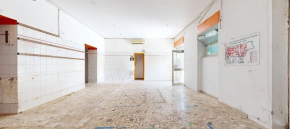 115m² Commercial property in Rieti, Italy No. 289615 5