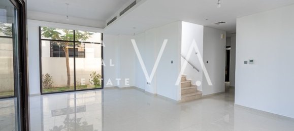 Вилла с 6 спальнями в DAMAC Hills (Akoya by DAMAC), ОАЭ № 102833 26