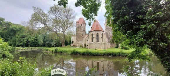 Land in Pottendorf, Austria No. 74023 6