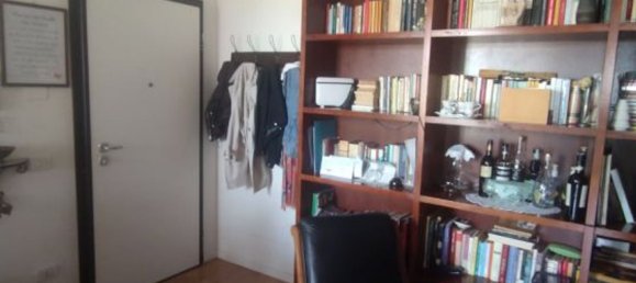 Apartamento de 3 habitaciónes en Garbagnate Milanese, Italy No. 6893 2