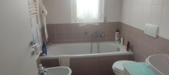 Apartamento de 3 habitaciónes en Garbagnate Milanese, Italy No. 6893 8