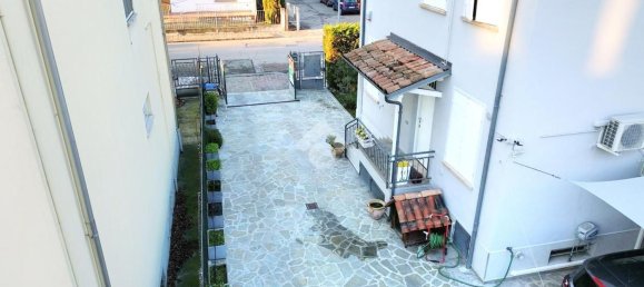 4 rooms Villa in Parma, Italy No. 185836 43