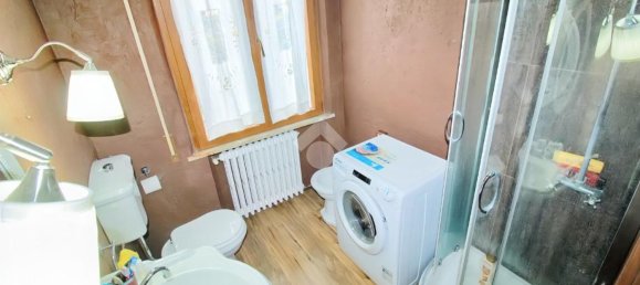 4 rooms Villa in Parma, Italy No. 185836 5