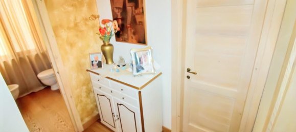 4 rooms Villa in Parma, Italy No. 185836 8