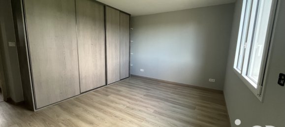 2 Schlafzimmer Haus in Pouzay, France, Nr. 236099 6