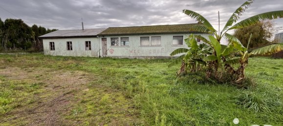 2 Schlafzimmer Haus in Pouzay, France, Nr. 236099 2