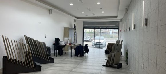 156m² Commercial property in Ales, France No. 279174 2