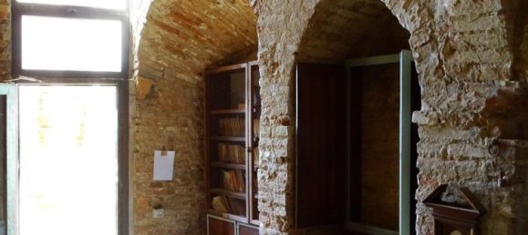 13 غرف نوم بناية في San Miniato, Italy رقم 168258 15