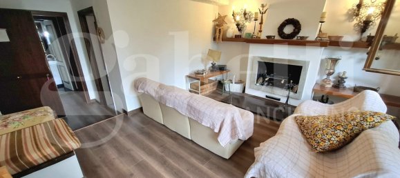 Apartamento T3 em Rocca di Cambio, Italy N.º 271826 4