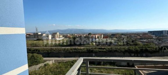 Квартира с 2 спальнями в Ламеция Терме, Италия № 218605 7