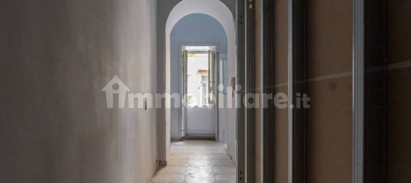 2 bedrooms Apartment in Naples, Italy No. 328958 3