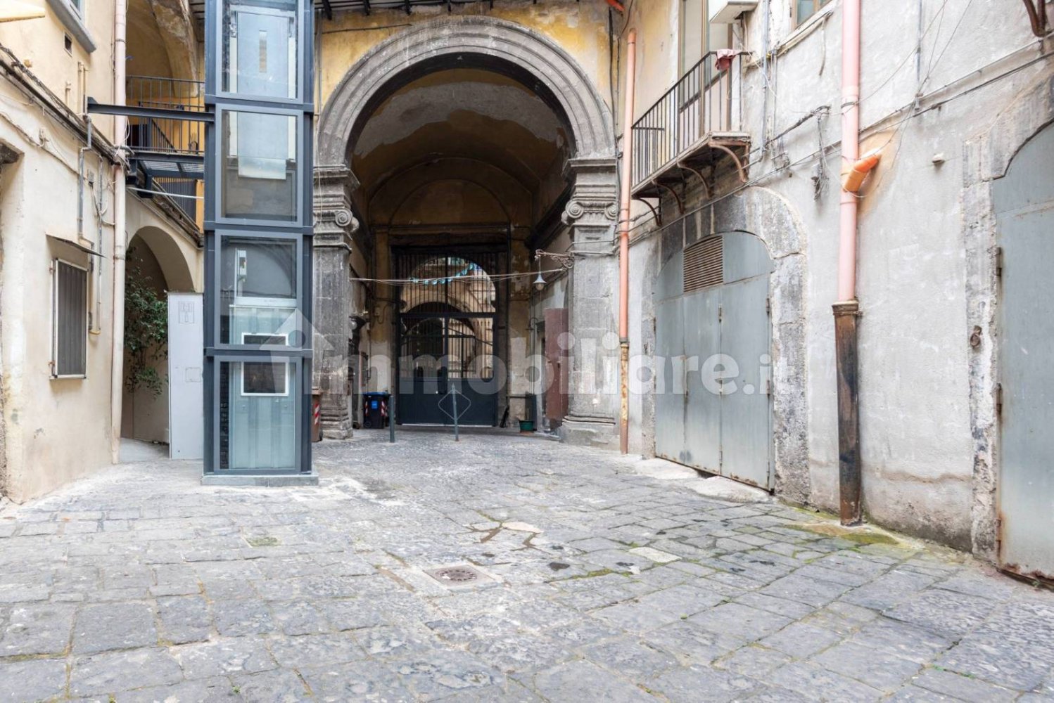 2 bedrooms Apartment in Naples, Italy No. 328958