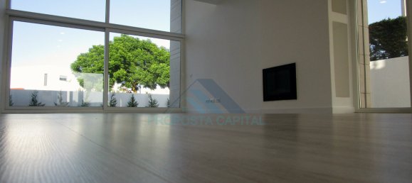 4 Schlafzimmer Villa in Setubal, Portugal, Nr. 126408 12