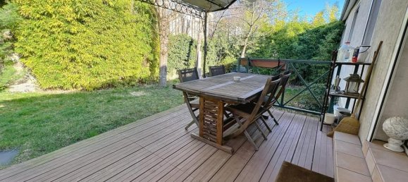 5 bedrooms Villa in Garches, France No. 117029 3