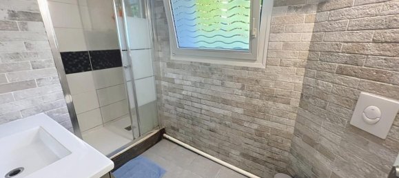 5 bedrooms Villa in Garches, France No. 117029 7