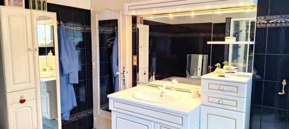 4 bedrooms House in Saumur, France No. 336196 8