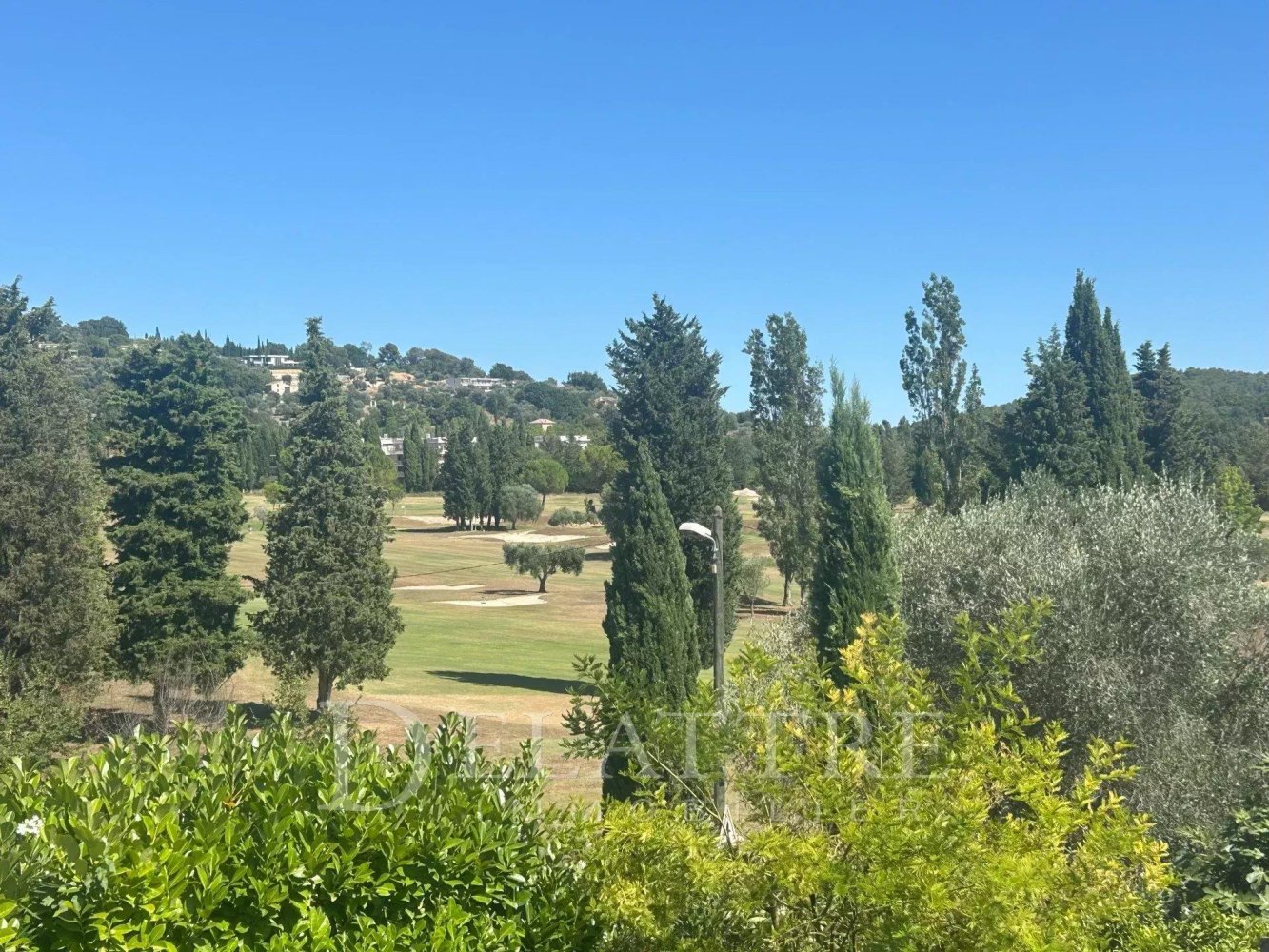 3 bedrooms Villa in Opio, France No. 298341