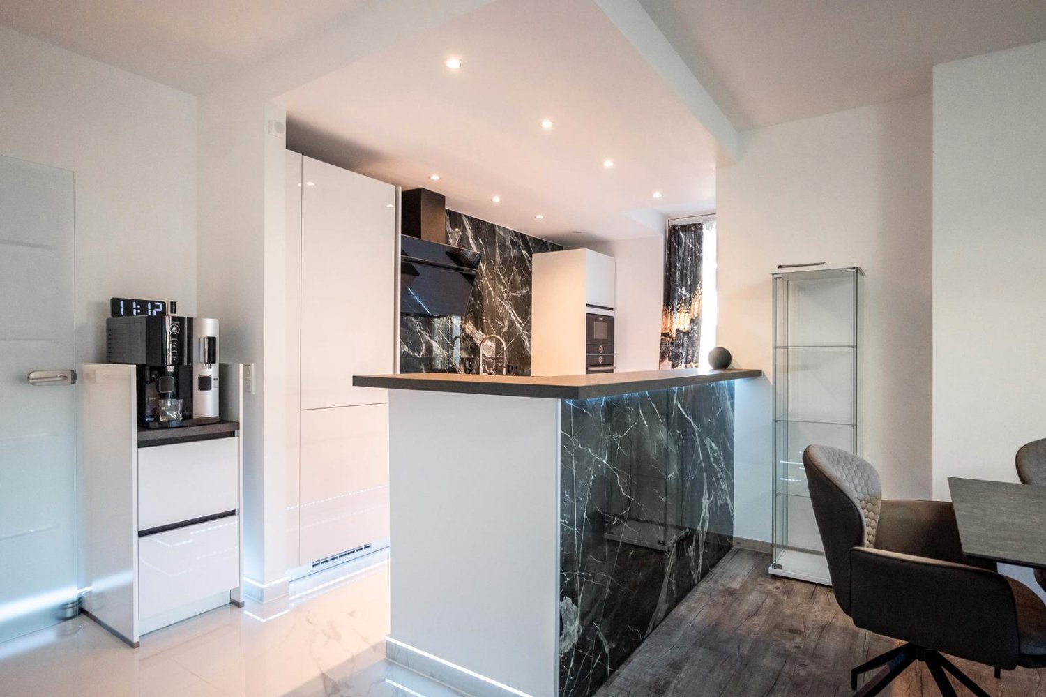 4-salle Duplex à Bielefeld, Germany No. 112984