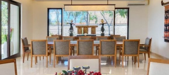 Villa de 6 dormitorios en South Kuta, Indonesia No. 2899 9