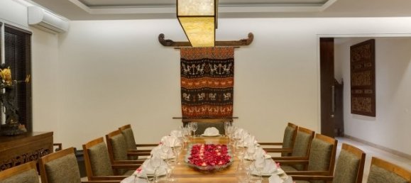 Villa de 6 dormitorios en South Kuta, Indonesia No. 2899 10