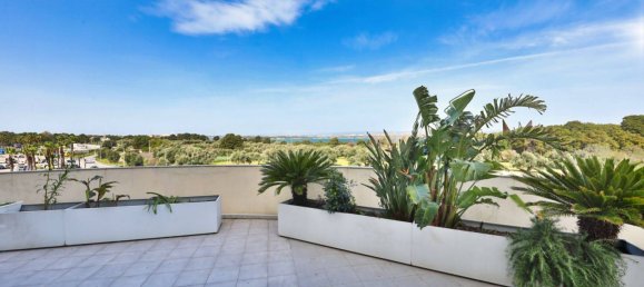 Ático de 4 dormitorios en Taranto, Italy No. 276550 27