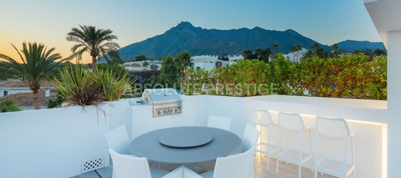 5 Schlafzimmer Villa in Marbella, Spain, Nr. 73046 14
