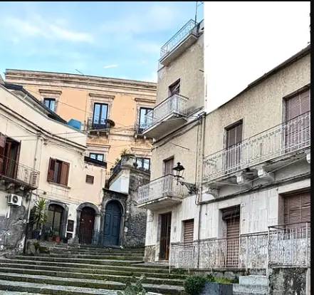 5-salle Maison à Bronte, Italy No. 169844