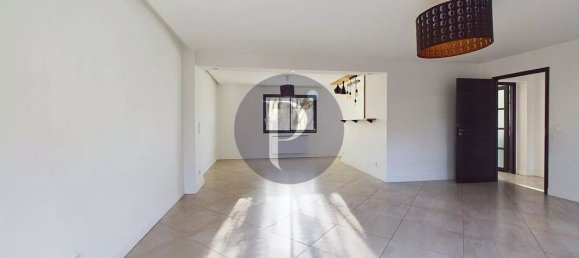 8 bedrooms House in Chatenay-Malabry, France No. 163034 19