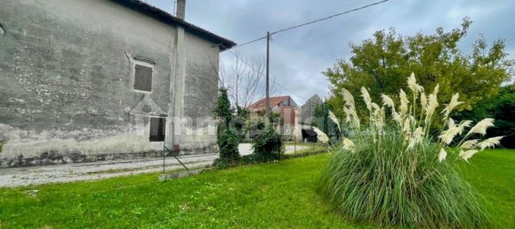 3 bedrooms House in Pordenone, Italy No. 325807 11