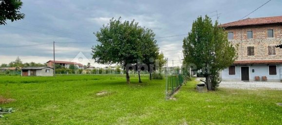 3 bedrooms House in Pordenone, Italy No. 325807 4