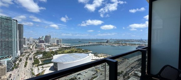 1 chambre propriété commerciale à louer à Miami, Miami-Dade, Florida, USA № 615667 10