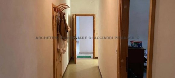 Apartamento de 4 dormitorios en Cupra Marittima, Italy No. 154840 2