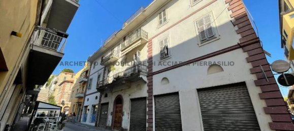 Apartamento de 4 dormitorios en Cupra Marittima, Italy No. 154840 5